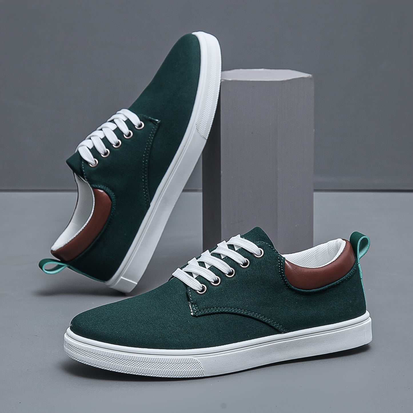 Men's Trendy Solid Skate Shoes, Comfy Non Slip Casual Lace Up Sneakers For Men's Outdoor Activities